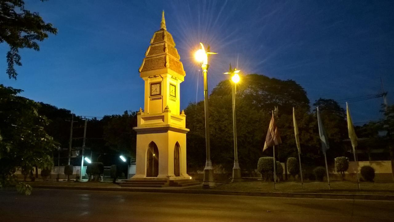 مبيت وإفطار فرا ناخون سي أيوتثايا Aiyara House المظهر الخارجي الصورة